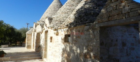 Casa de 4 habitaciónes en Castellana Grotte, Italy No. 73522 24