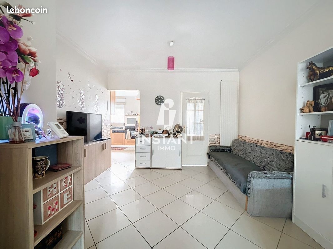 Дом с 3 спальнями в Ганьи, Франция № 180521