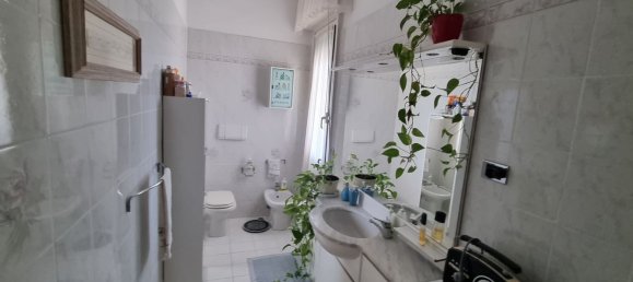 Apartamento de 2 dormitorios en Genoa, Italy No. 312692 23