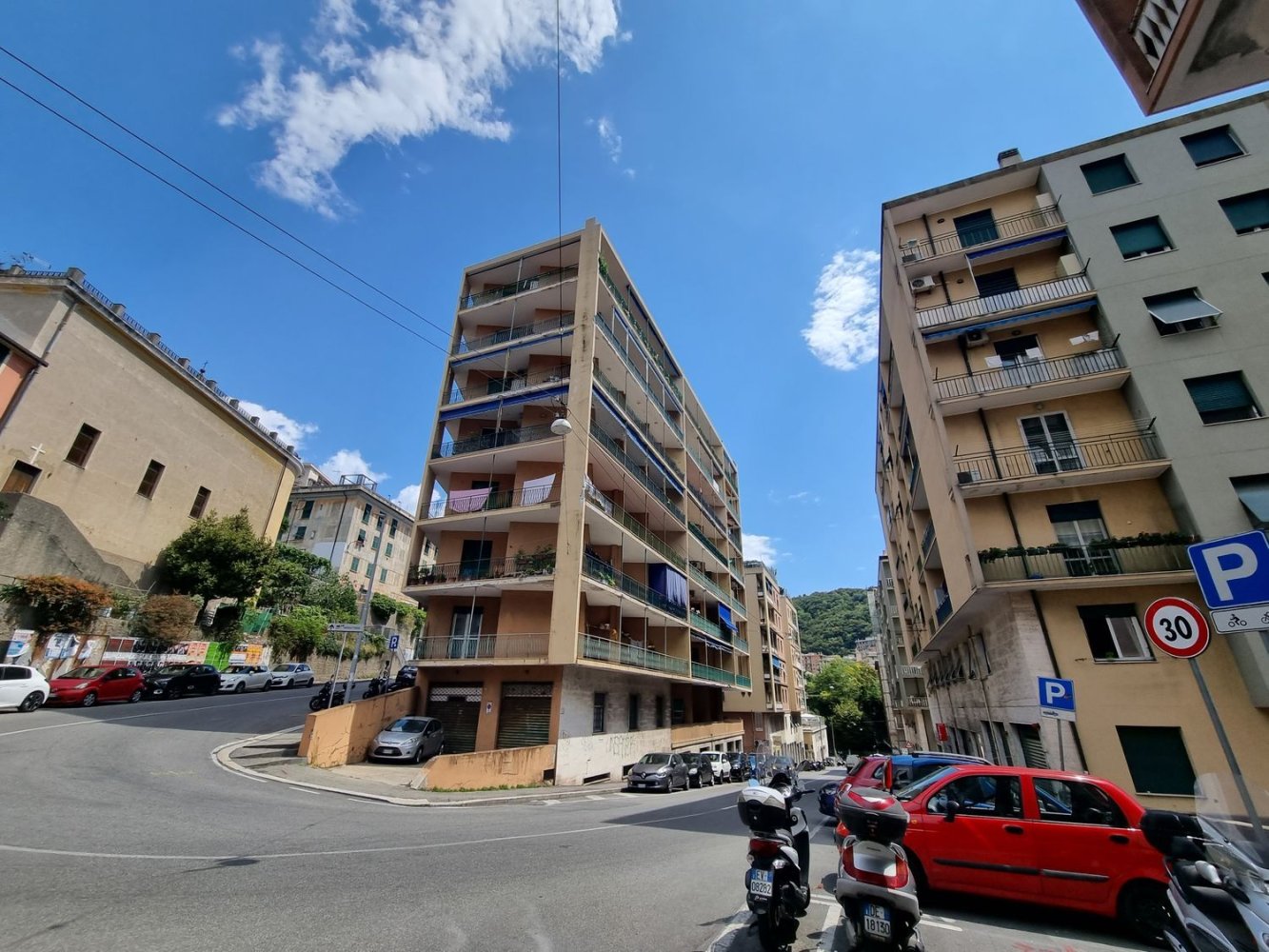 Apartamento de 2 dormitorios en Genoa, Italy No. 312692