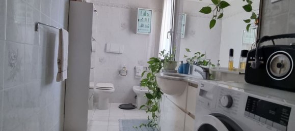 Apartamento de 2 dormitorios en Genoa, Italy No. 312692 22