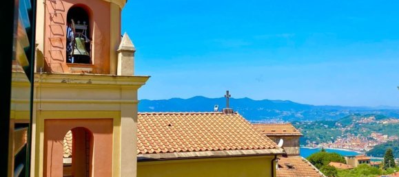 3 rooms Apartment in Lerici, Italy No. 144175 2