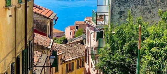 3 rooms Apartment in Lerici, Italy No. 144175 9