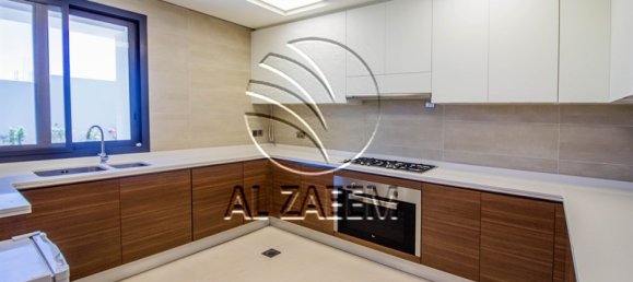 4 bedrooms Villa in Yas Island, UAE No. 109078 8