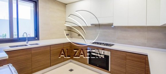 4 bedrooms Villa in Yas Island, UAE No. 109078 11