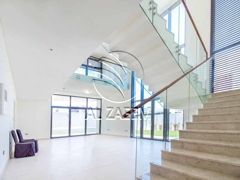 4 bedrooms Villa in Yas Island, UAE No. 109078