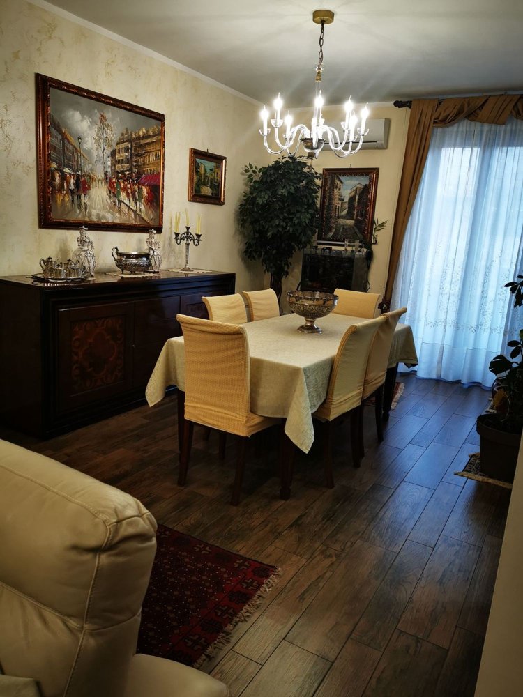 Apartamento de 5 habitaciónes en Marineo, Italy No. 257107