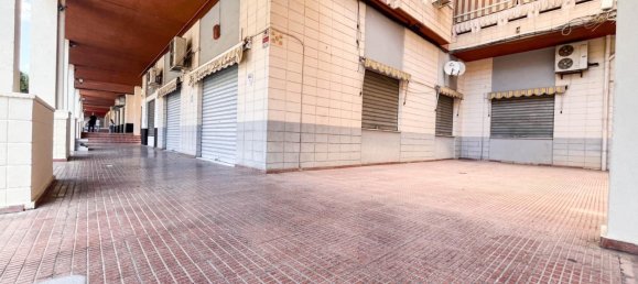 Imóvel comercial em Petrer, Spain 253 m² N.º 98643 24