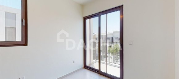 Вилла с 4 спальнями в Tilal Al Ghaf, ОАЭ № 27780 8