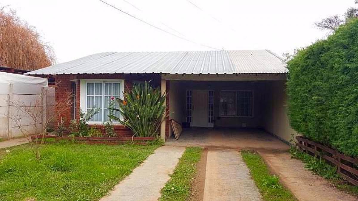 3 bedrooms House in Marcos Paz, Argentina No. 12536