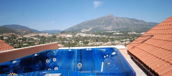 3 bedrooms Penthouse in Marbella, Spain No. 1365 15