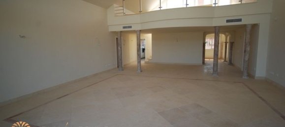 3 bedrooms Penthouse in Marbella, Spain No. 1365 6