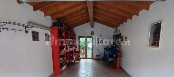 11 غرف نوم فيلا في Maccagno con Pino e Veddasca, Italy رقم 178386 47