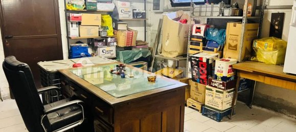 11 غرف نوم فيلا في Maccagno con Pino e Veddasca, Italy رقم 178386 43