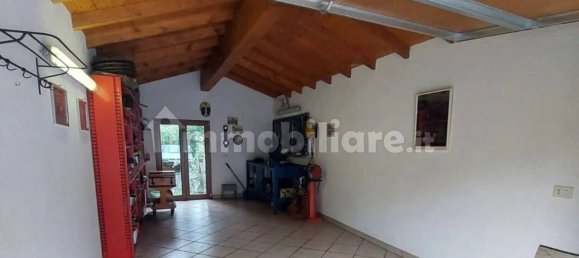 11 غرف نوم فيلا في Maccagno con Pino e Veddasca, Italy رقم 178386 46