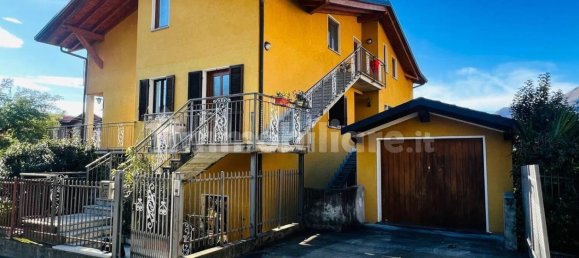 11 غرف نوم فيلا في Maccagno con Pino e Veddasca, Italy رقم 178386 4