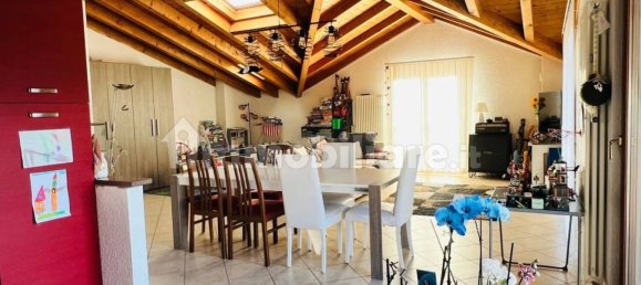 11 غرف نوم فيلا في Maccagno con Pino e Veddasca, Italy رقم 178386 12