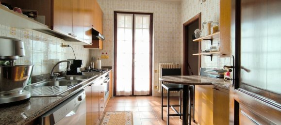 11 rooms Villa in Carrara, Italy No. 48373 44