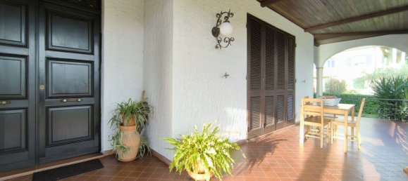 11 rooms Villa in Carrara, Italy No. 48373 34