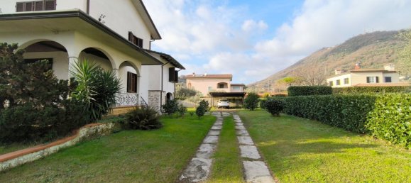 11 rooms Villa in Carrara, Italy No. 48373 4