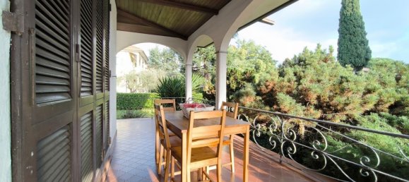 11 rooms Villa in Carrara, Italy No. 48373 28