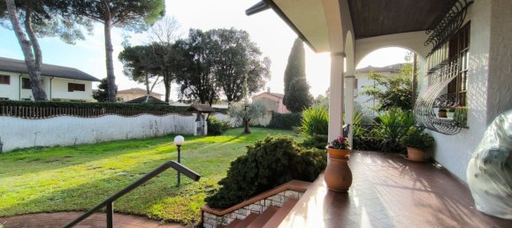 11 rooms Villa in Carrara, Italy No. 48373 32