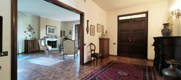 11 rooms Villa in Carrara, Italy No. 48373 42