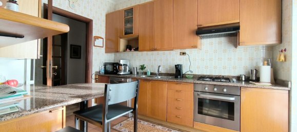 11 rooms Villa in Carrara, Italy No. 48373 46