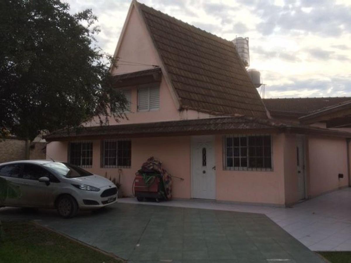 4 Schlafzimmer Haus in Almirante Brown, Argentina, Nr. 85558