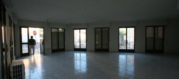 Коммерческая недвижимость 267м² в Вальдеолмос-Алалпардо, Испания № 177942 11