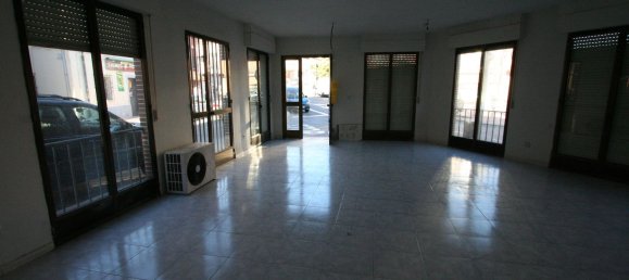 Коммерческая недвижимость 267м² в Вальдеолмос-Алалпардо, Испания № 177942 13