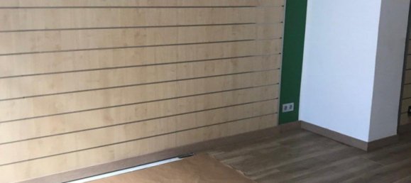 100m² Commercial property in Leon, Spain No. 125001 6