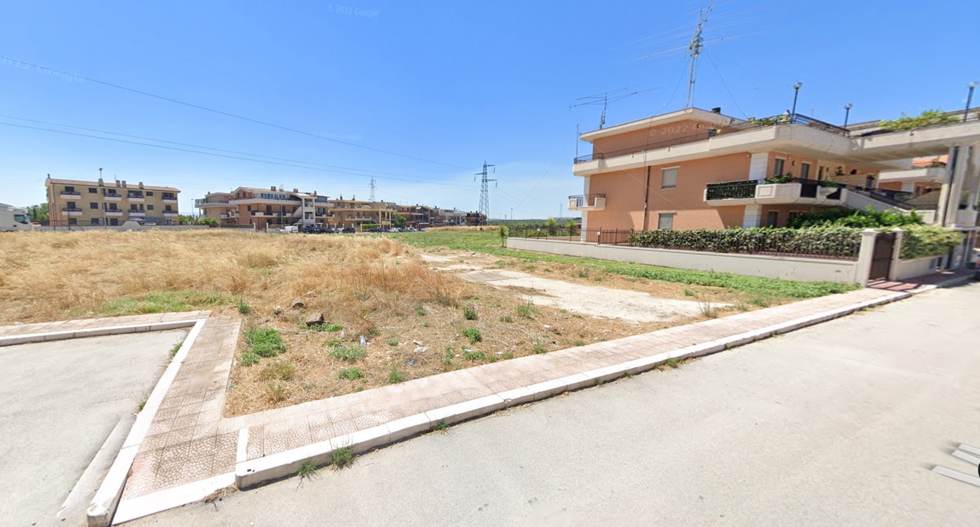Terreno em San Severo, Italy 450 m² N.º 363250