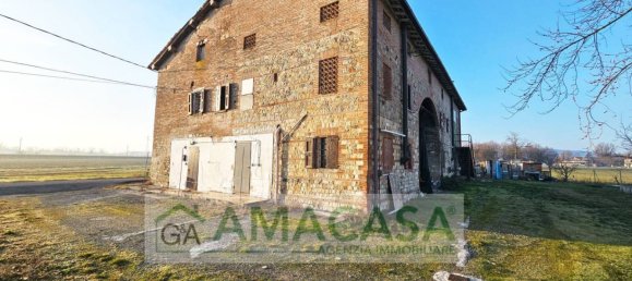 Дом с 12 спальнями в Казальгранде, Италия № 146227 6