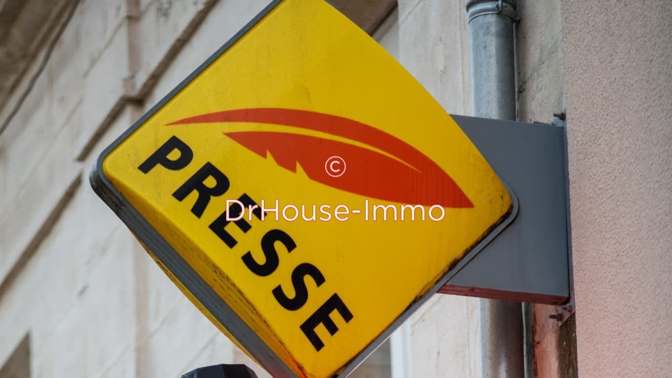 Propiedad comercial en Lalevade-d'Ardeche, France 56 m² No. 201843