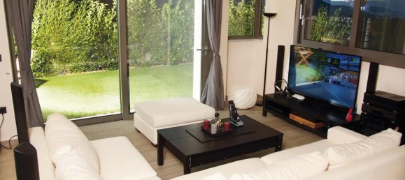 Villa T5 em Kalyvia Thorikou, Greece N.º 4511 25