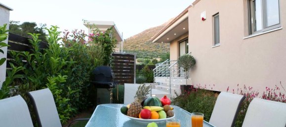 Villa T5 em Kalyvia Thorikou, Greece N.º 4511 6