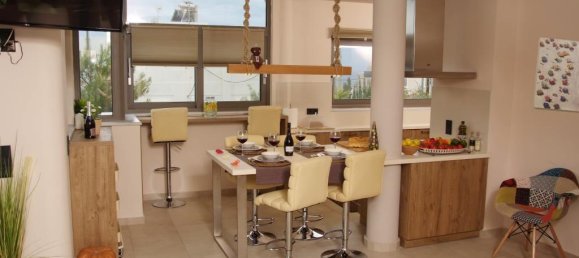 Villa T5 em Kalyvia Thorikou, Greece N.º 4511 13