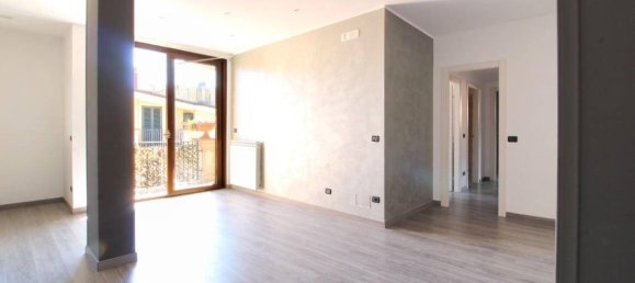 Apartamento de 3 dormitorios en Ortona, Italy No. 39757 10