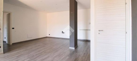 Apartamento de 3 dormitorios en Ortona, Italy No. 39757 13