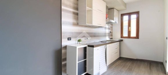 Apartamento de 3 dormitorios en Ortona, Italy No. 39757 11