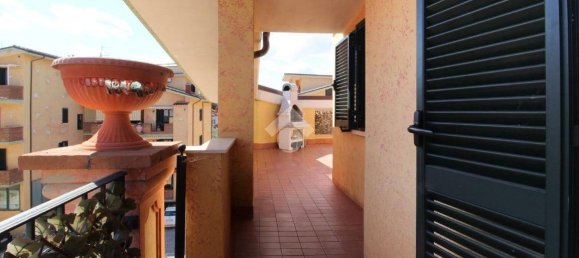 Apartamento de 3 dormitorios en Ortona, Italy No. 39757 38