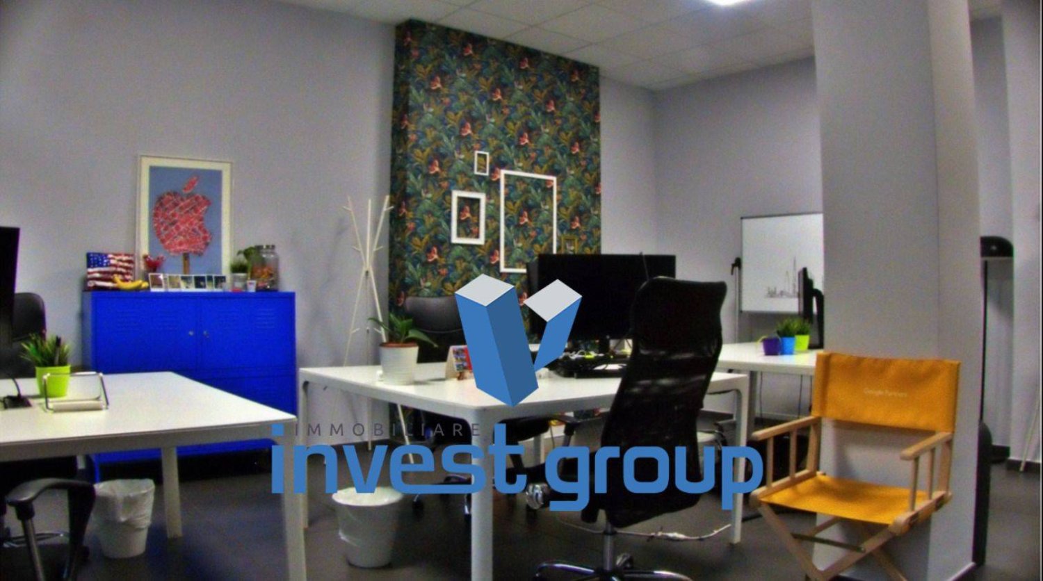 3 rooms Office in Turin, Italy No. 75253