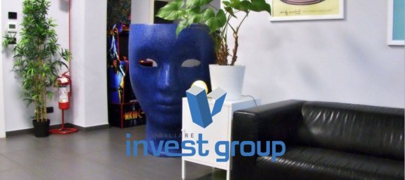 3 rooms Office in Turin, Italy No. 75253 2