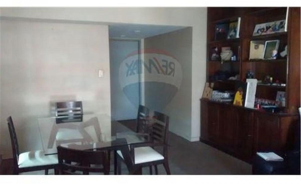 Studio in Buenos Aires, Argentina No. 91123