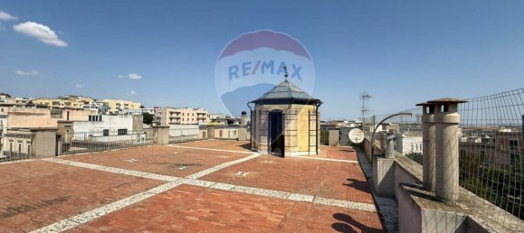 Apartamento de 15 dormitorios en Matera, Italy No. 326304 47