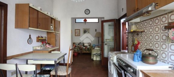 Casa de 5 habitaciónes en Pisa, Italy No. 48800 8