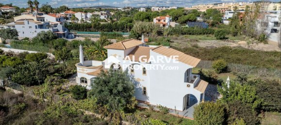 8 bedrooms Villa in Quarteira, Portugal No. 126128 30