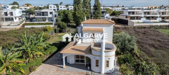 8 bedrooms Villa in Quarteira, Portugal No. 126128 28