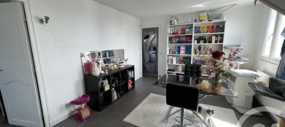 Apartamento de 2 dormitorios en Le Havre, France No. 357119 9